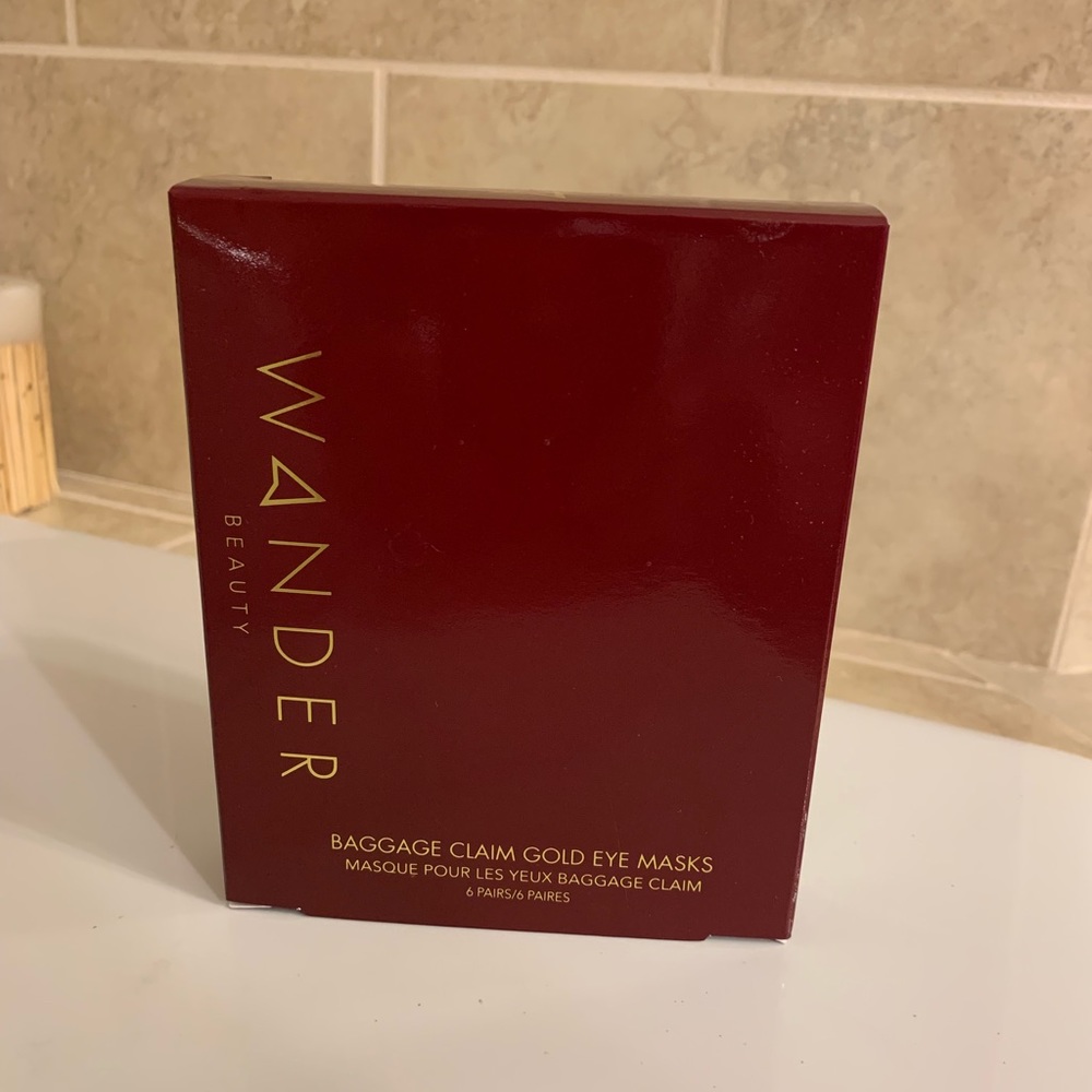 Wander Beauty Baggage Claim Gold Eye Masks
